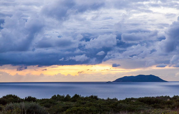 i_Island