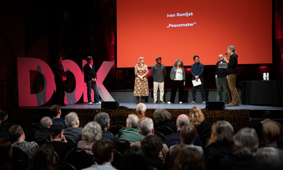 Leipziška Zlatna golubica pripala Mirotvorcu!